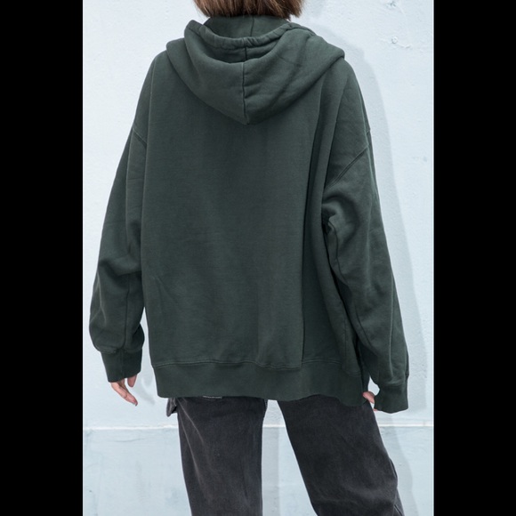 dark green zip up moletom com capuz brandy melville